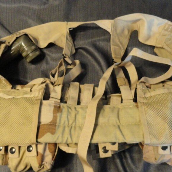DCU DESERT CAMOUFLAGE FLC LBE LBV LOAD BEARING VEST COMBAT TACTICAL POUCHES 1917 - Picture 3 of 14